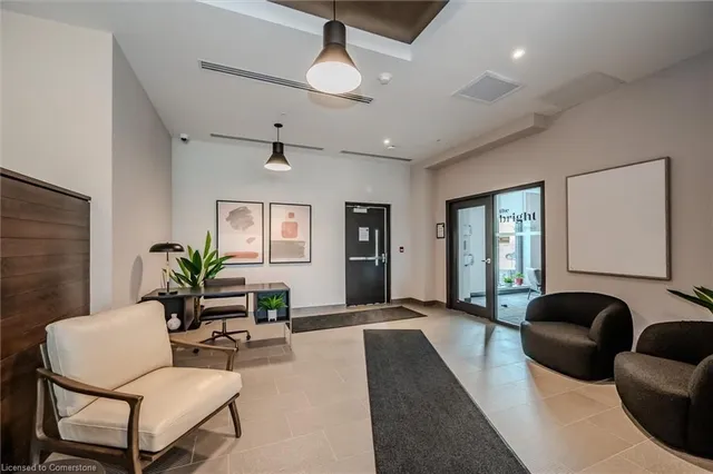 Additional image 12 of 741 King St Unit 501