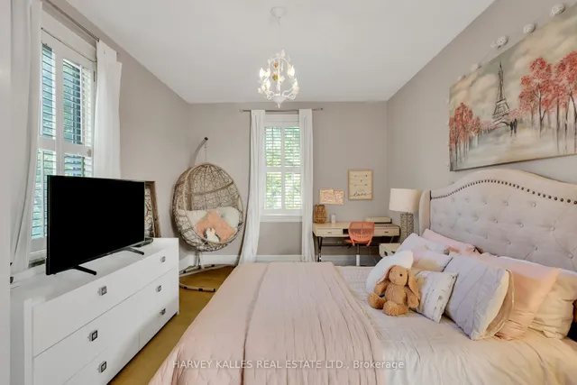 Additional image 37 of 99 Bideford Ave