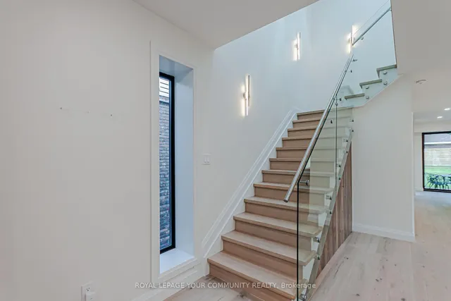 Additional image 14 of 89 Gainsborough Rd