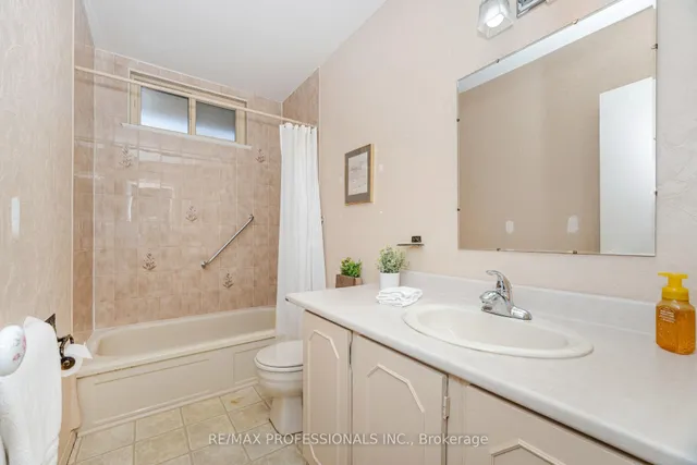 Additional image 19 of 23 Cotman Cres