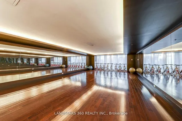 Additional image 11 of 80 John St Unit 2505