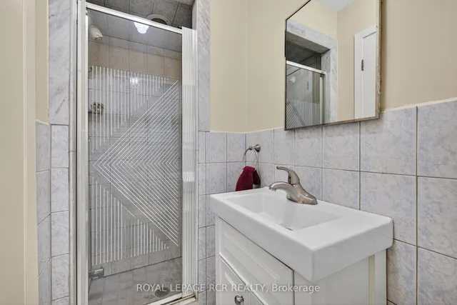 Additional image 31 of 8 Cross St