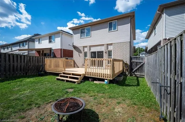 Additional image 40 of 51 Peach Blossom Cres