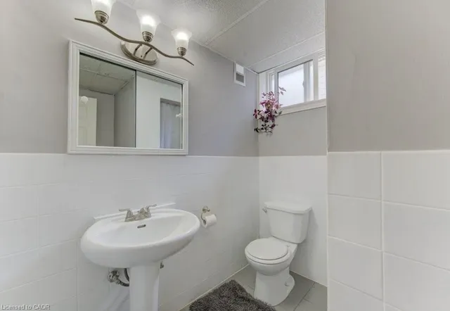 Additional image 33 of 152 Pinedale Dr