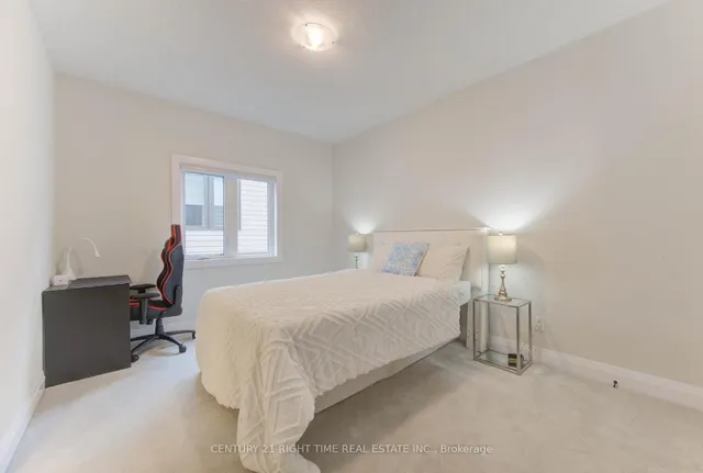 Additional image 35 of 546 Bridgemill Cres