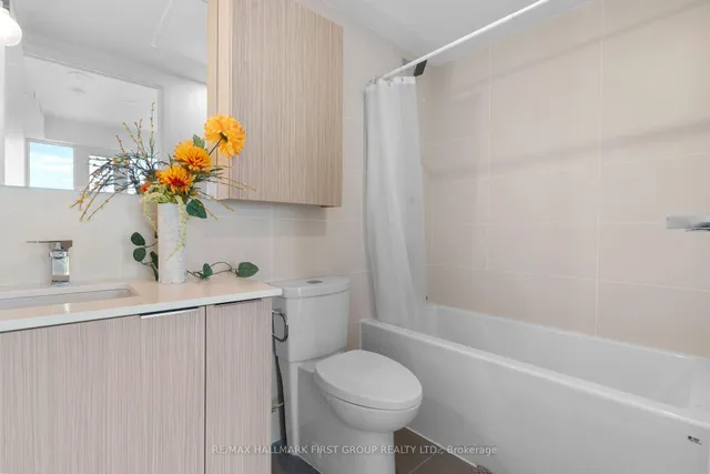 10 Deerlick Crt Unit 1101