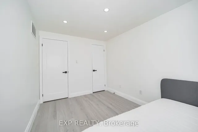 Additional image 36 of 25 Nabob Cres