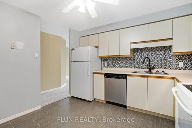 Additional image 18 of 35 Green Valley Dr Unit 902