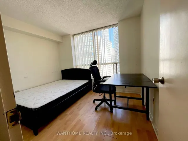 Additional image 5 of 44 St Joseph St Unit 1404