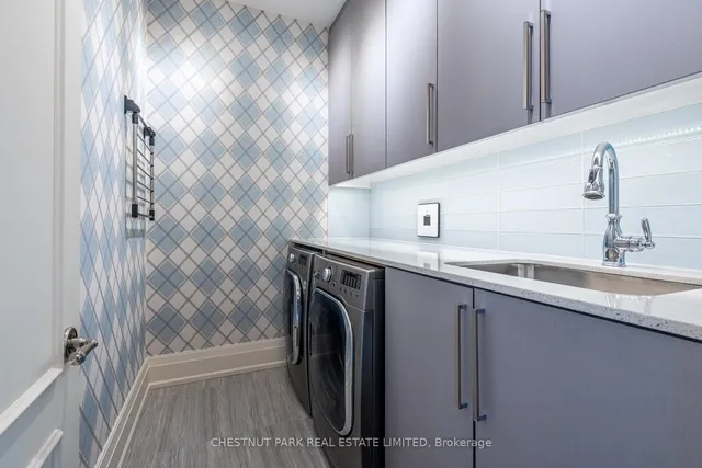 Additional image 25 of 60 Berwick Ave Unit PH1