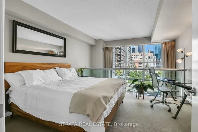 Additional image 13 of 36 Blue Jays Way Unit 1311