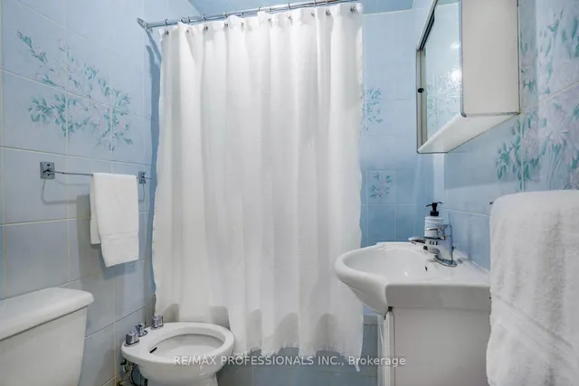 Additional image 15 of 1197 Dufferin St