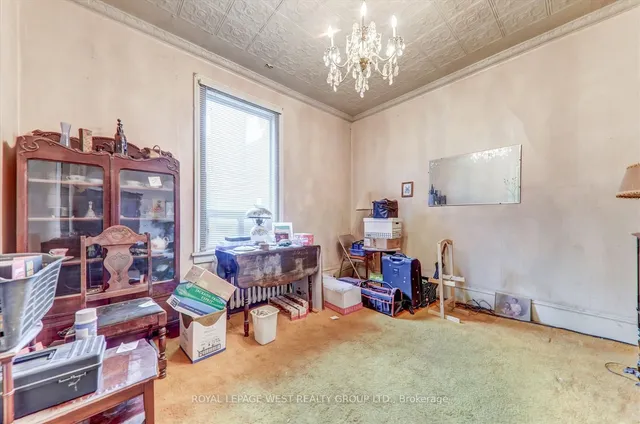 Additional image 21 of 24 Augusta Ave