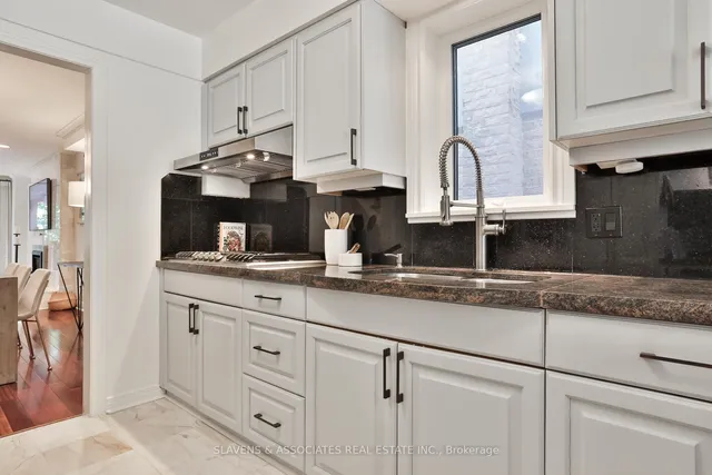 Additional image 16 of 1021 Spadina Rd