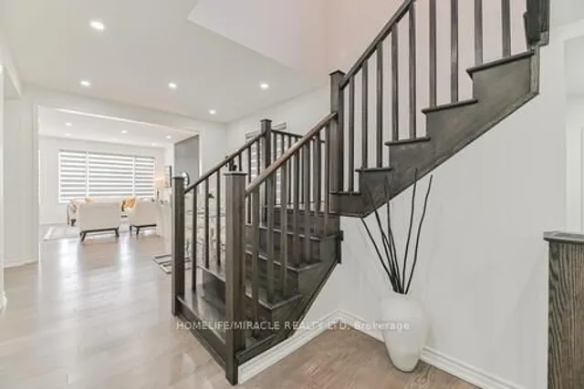 Additional image 17 of 30 Saxony St