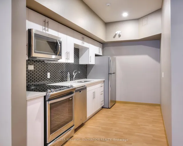 Additional image 18 of 690 King St Unit 622