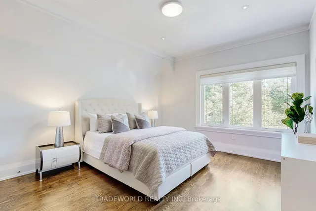 Additional image 29 of 122 Parkview Ave