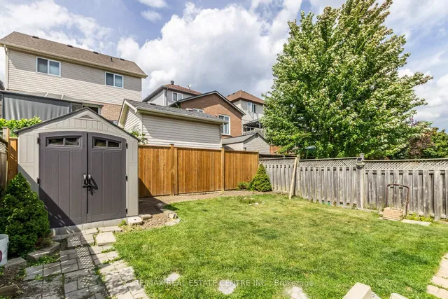 Additional image 35 of 194 Hollyridge Cres