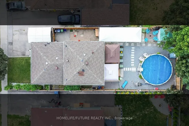 Primary image of 18 Hutcherson Sq