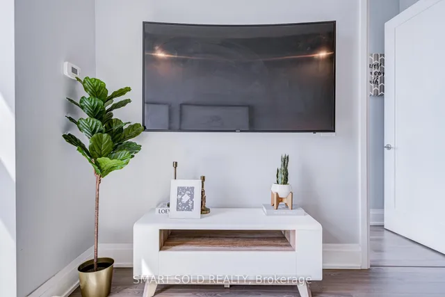 Additional image 37 of 18 Graydon Hall Dr Unit Ph02