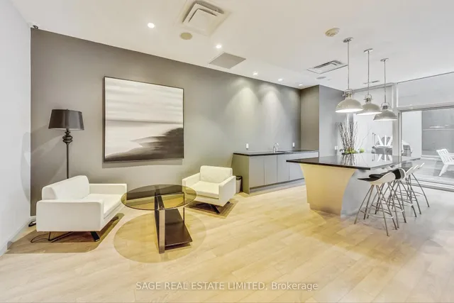 Additional image 25 of 155 Yorkville Ave Unit 320