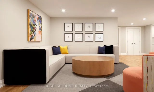 Additional image 33 of 15 Fort York Blvd Unit 3205