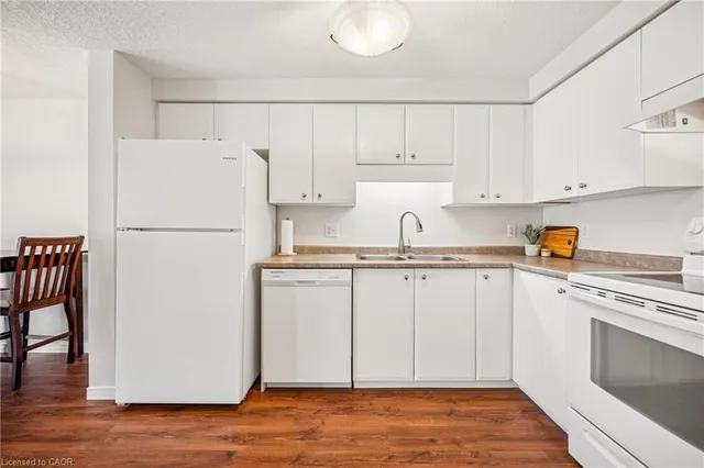 Additional image 5 of 106 Max Becker Dr