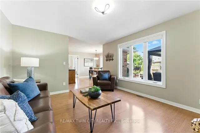 Additional image 21 of 62 Zeller Dr