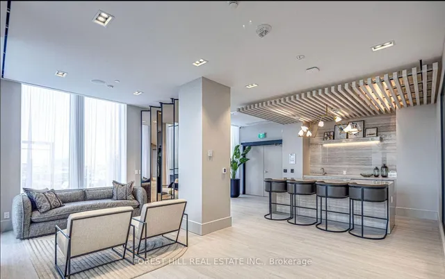 Additional image 36 of 2020 Bathurst St Unit 1615