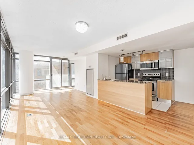 Additional image 15 of 38 Grenville St Unit 707