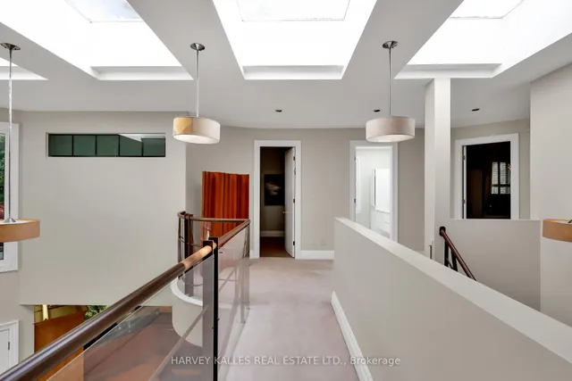 Additional image 33 of 99 Bideford Ave