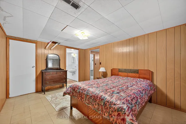 Additional image 30 of 35 Regatta Cres