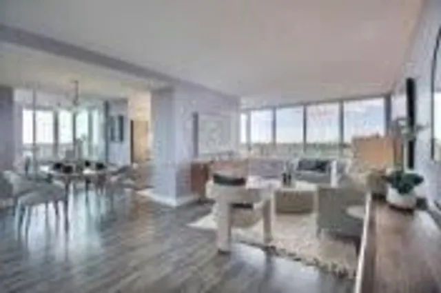 Additional image 3 of 150 Alton Towers Circ Unit 1611