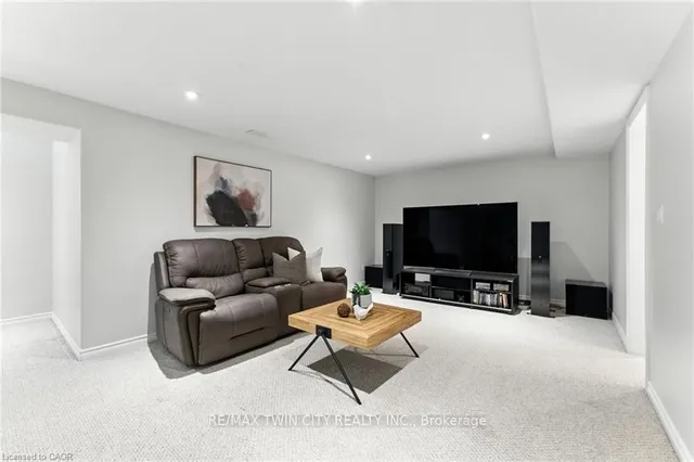 Additional image 33 of 62 Zeller Dr