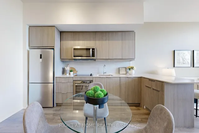 Additional image 10 of 36 Forest Manor Rd Unit 103