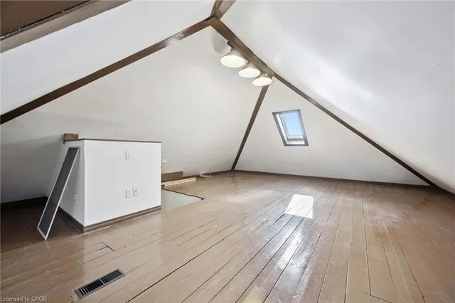 Additional image 26 of 123 Strange St