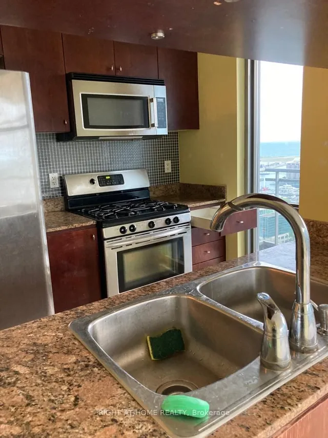 Additional image 13 of 5 Mariner Terr Unit 3007