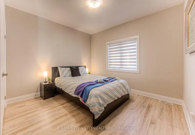 Additional image 30 of 904 Thomas Pedder Crt