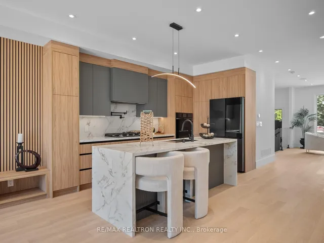 Additional image 14 of 60 ST HUBERT Ave