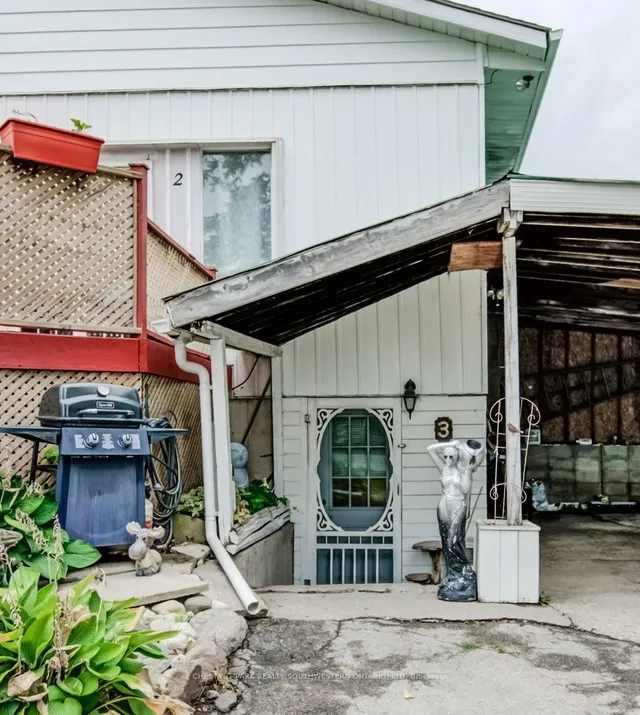 Additional image 44 of 56 Lilac St