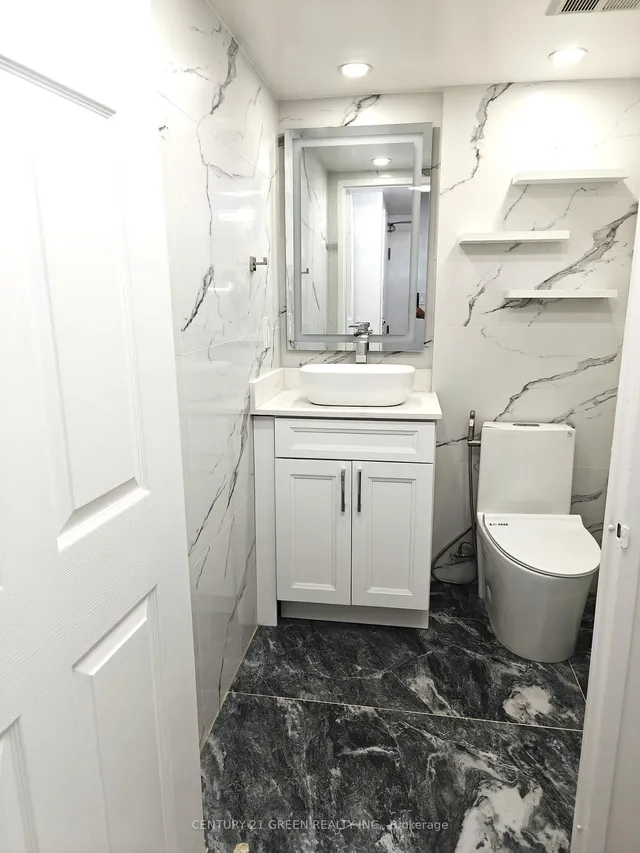 Additional image 26 of 4 Park Vista Unit 1206