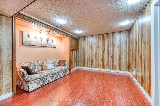 Additional image 38 of 91 L'Amoreaux Dr Unit 79