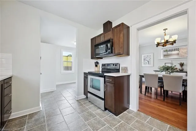 Additional image 13 of 123 Strange St