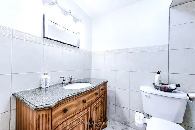 Additional image 23 of 3987 Bloor St