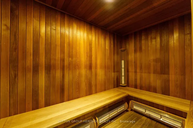 Additional image 41 of 550 Queens Quay Unit 126