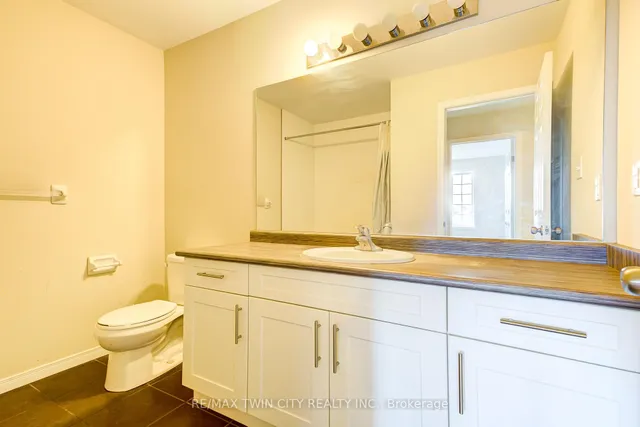 Additional image 30 of 29 Grand Flats Tr