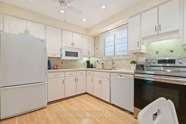 Additional image 18 of 3 Bowater Dr