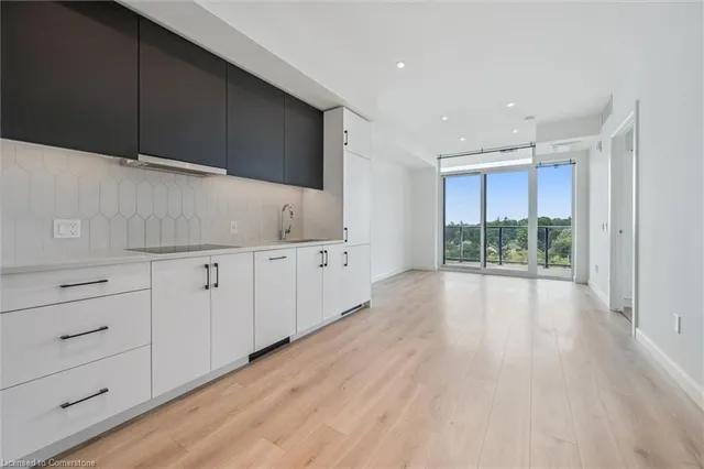 Additional image 17 of 741 King St Unit 501