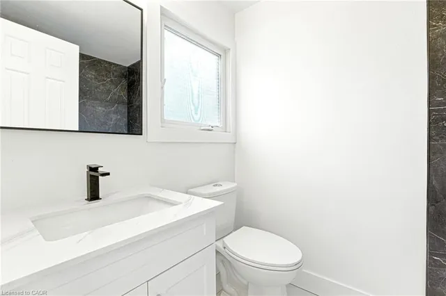 Additional image 22 of 40 Highview Dr