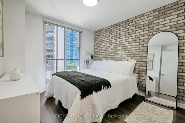 Additional image 14 of 10 Park Lawn Rd Unit 620